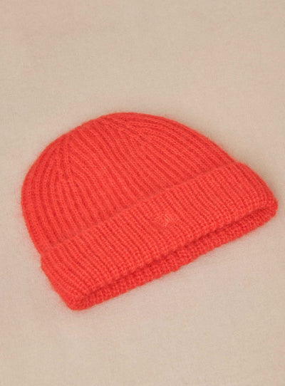 fw24 / alison bonnet - red