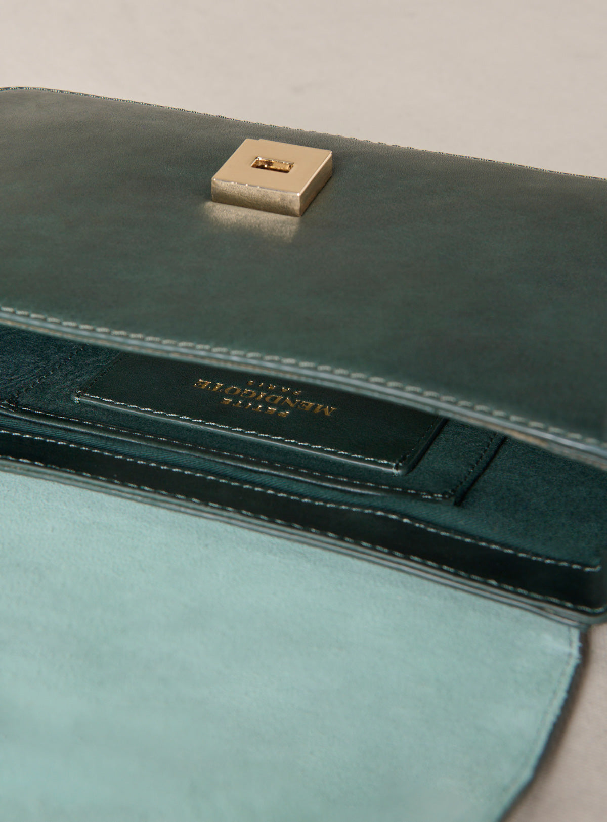 fw25 / steph tasche - tanne
