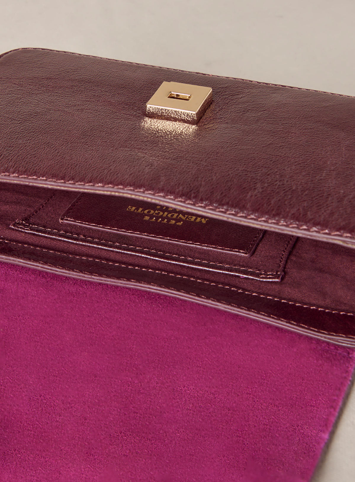 fw25 / steph Tasche - Aubergine