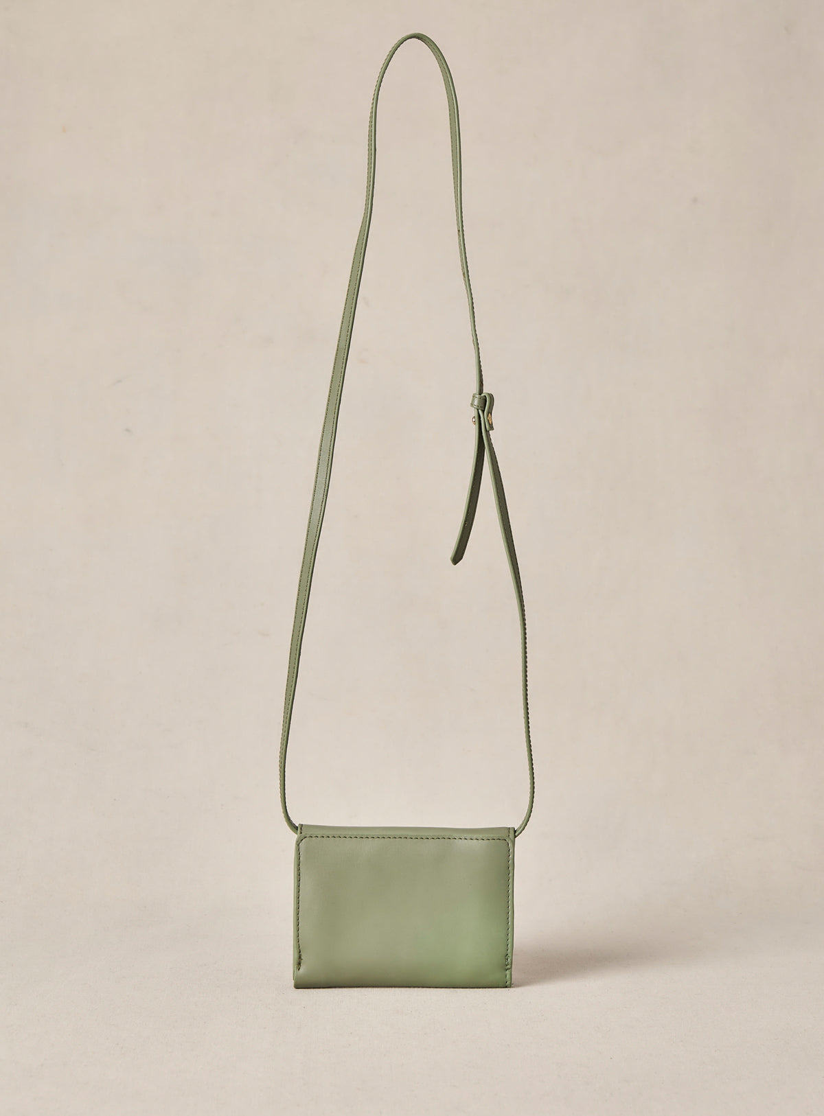 fw25 / elodie card holder - lichen