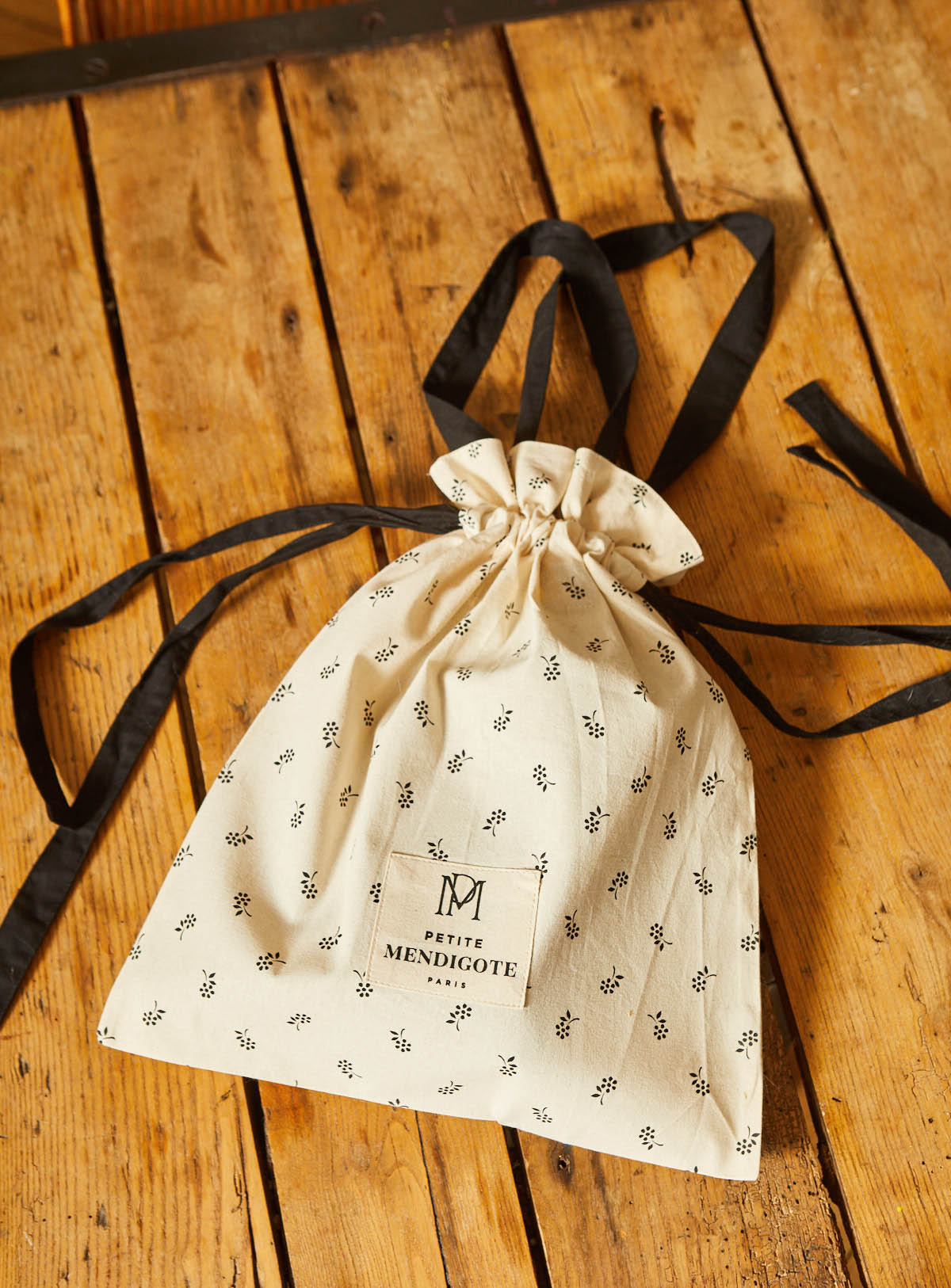 Tote bag en coton bio offert dès 200€ d'achat