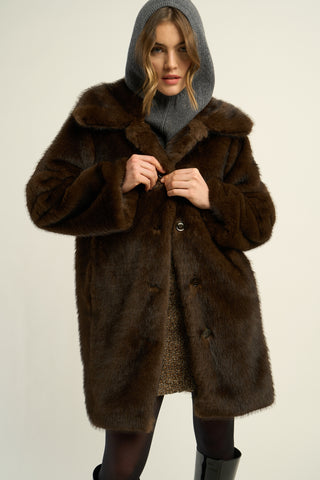 Orso-Mantel