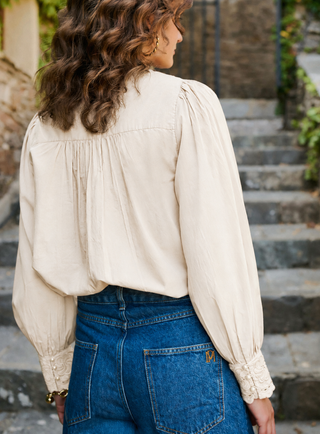 fw25 / camisa tara - cru