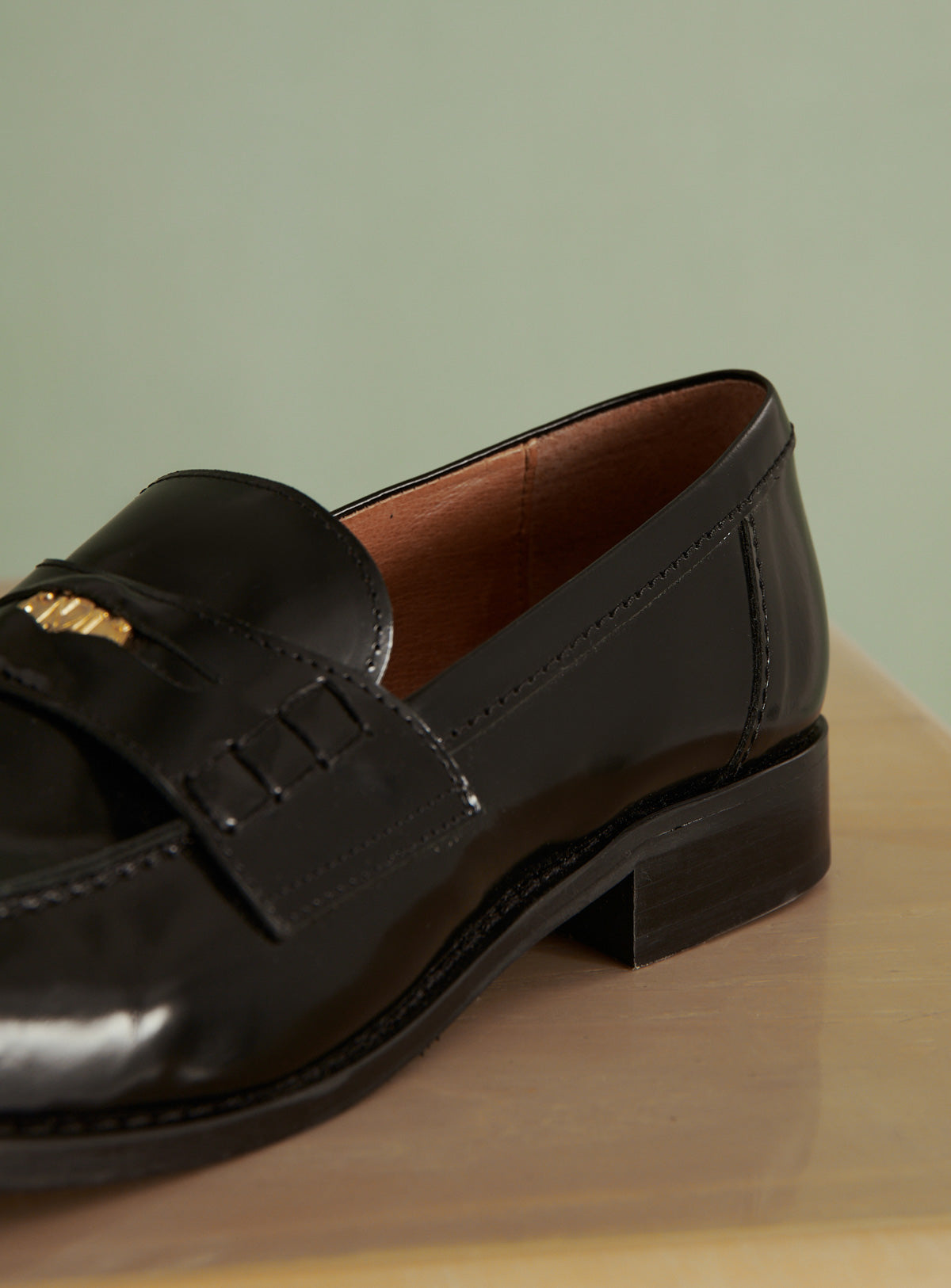 fw24 / mocassins carole uni cuir - noir