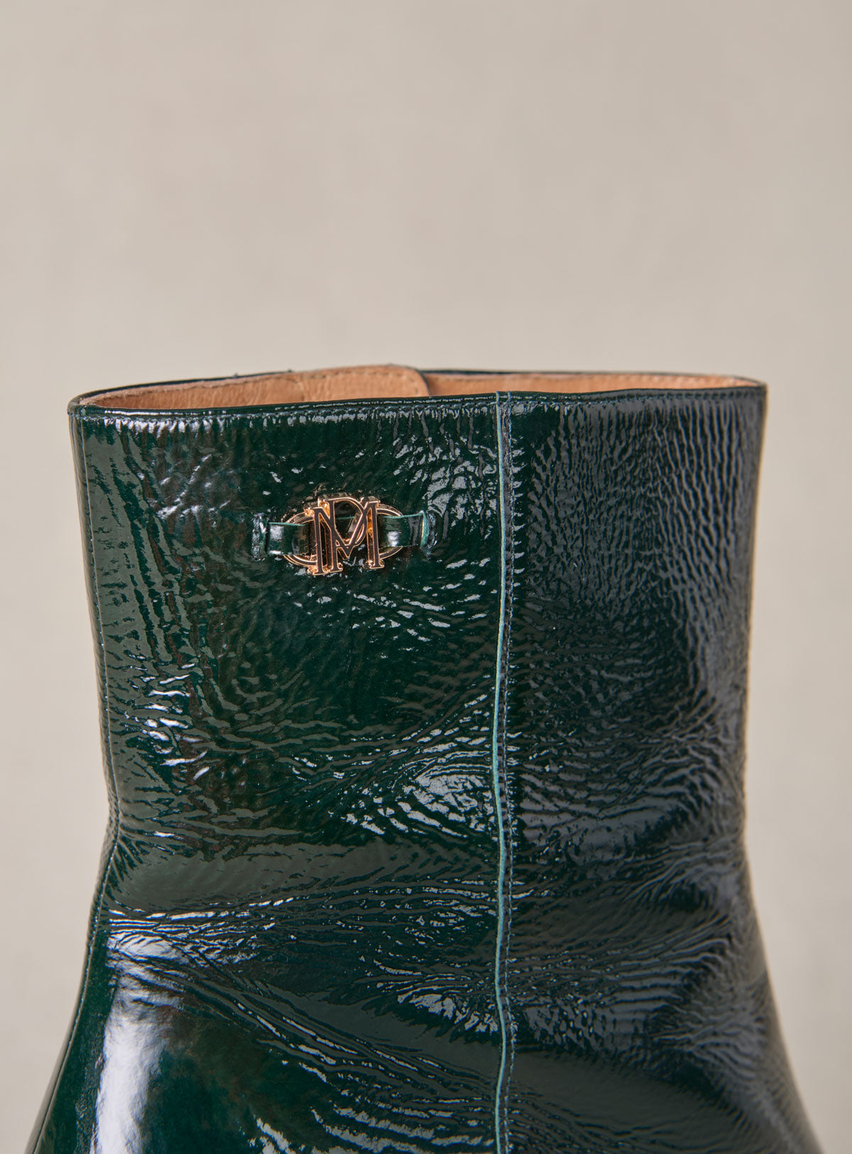 fw25 / cally ankle boots - green