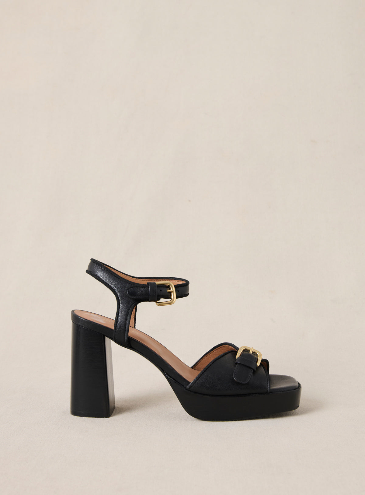 ss25 / celeste high heel shoe - black