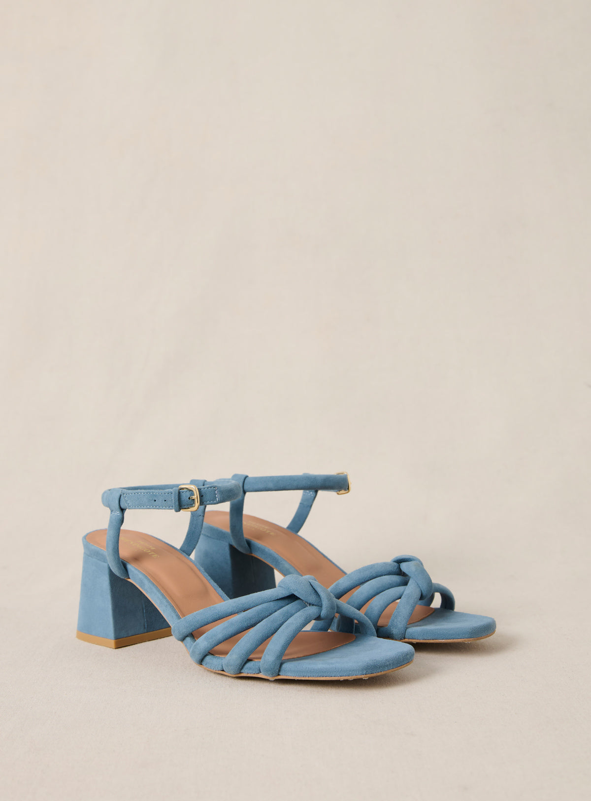 SS25 / Cesar-Schuh mit niedrigem Absatz – blau