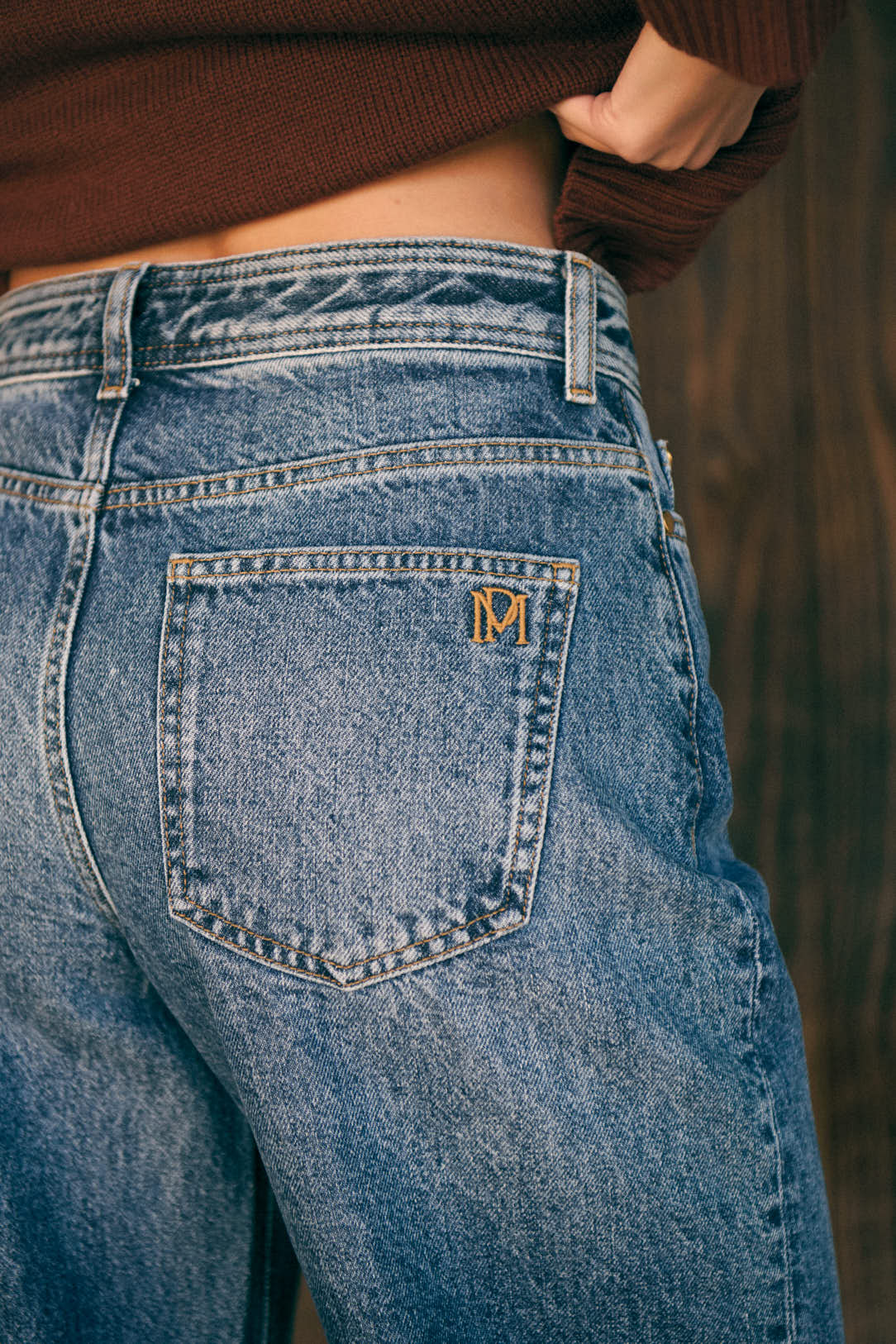 Jean_PRUNE_denim_5.jpg__PID:3a86825c-bec4-4c9b-8721-b77477dc7fe8