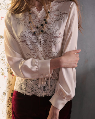 Static - Blouse tara
