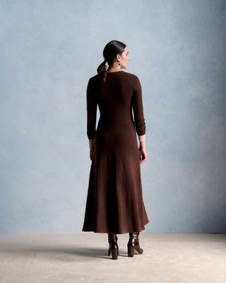 Herbst/Winter 2026 / Anisha Kleid - Schokolade
