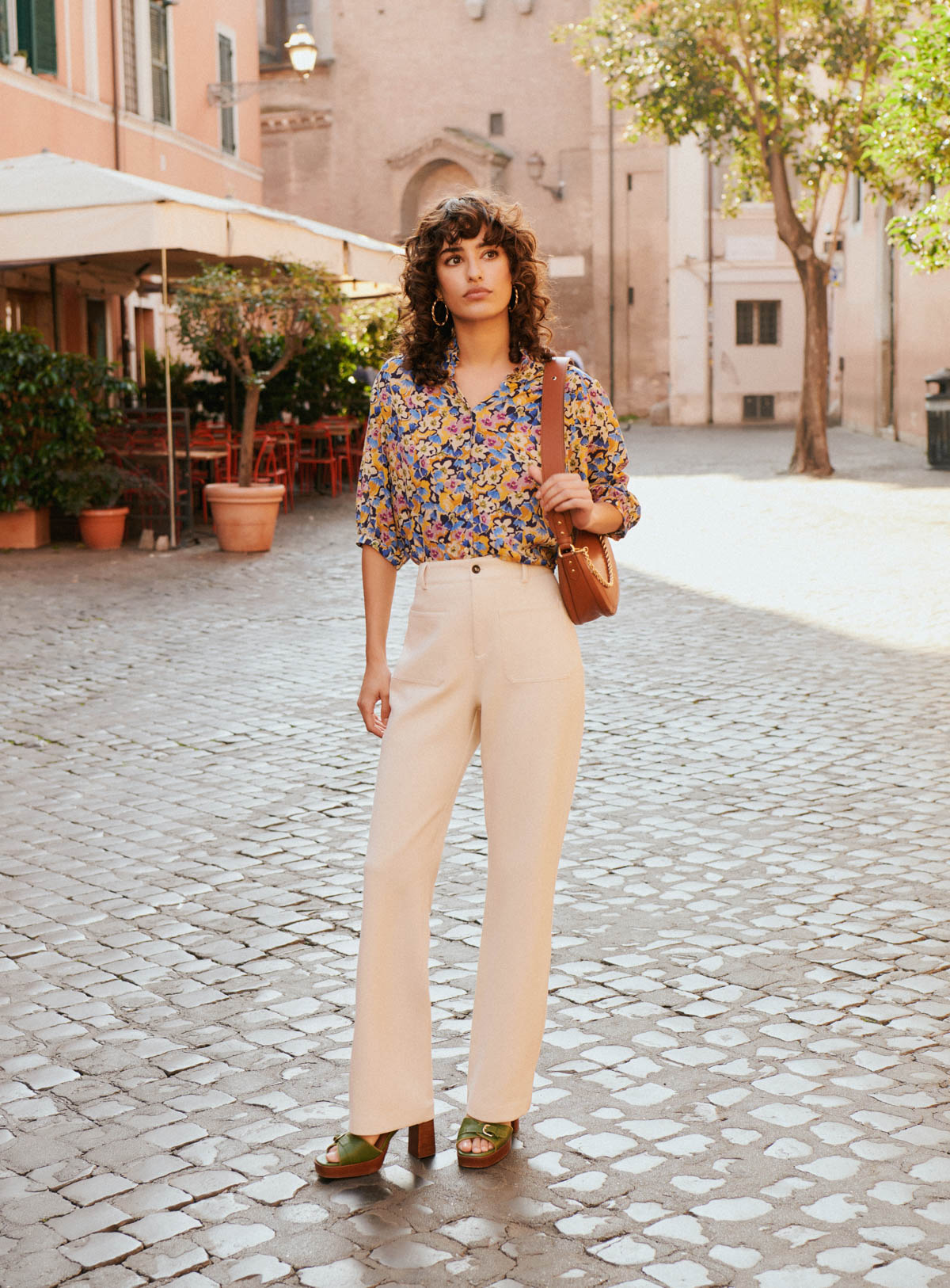Pantalon-PETRA-ecru-2.jpg__PID:e865fe1f-151f-4e49-9f26-2e5a09ad625f
