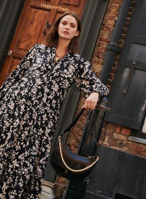 Robe_Roberta_noir_4.jpg__PID:aaefe867-8e69-4683-96e1-406dd77df8cf