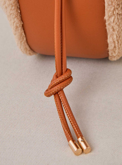 fw24 / sac sauline fausse fourrure - camel