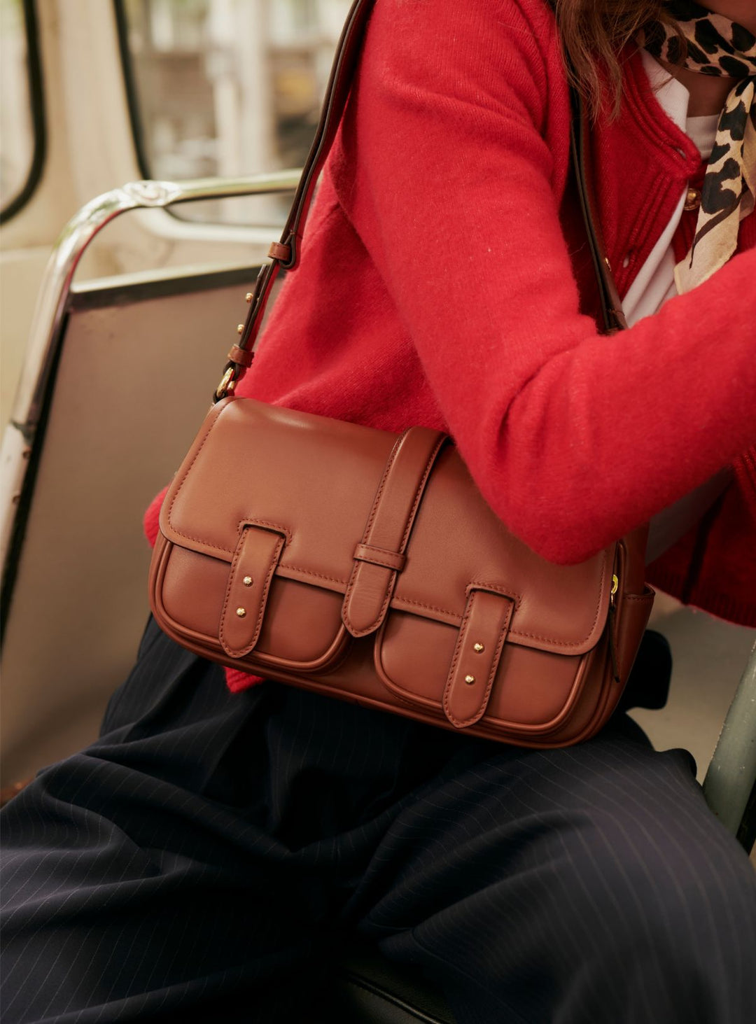 Steve: Camel Leather Cargo Bag – Petite Mendigote