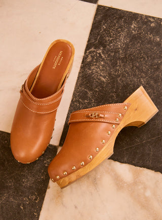 Caramel Clogs