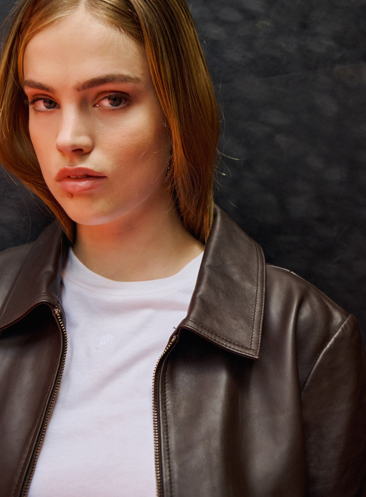 Statisch - Lola Leder